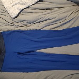 Lululemon Bootcut workout pants size 8 Tall